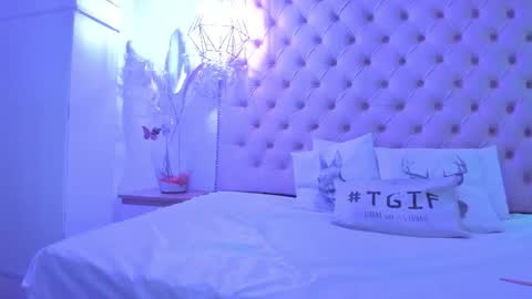 denisse_logan online show from 9, 2, 2026