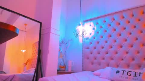 Snapshot of denisse_logan chatting on 8, 7, 2026 denisse_logan online show from 8, 7, 2026