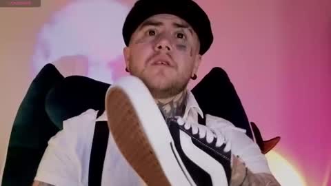 Oliver online show from 12, 11, 2025