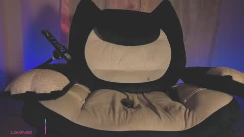 Oliver online show from 31, 3, 2026