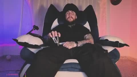 Oliver online show from 27, 4, 2026