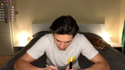 Snapshot of denlover chatting on 8, 4, 2026 Den online show from 8, 4, 2026