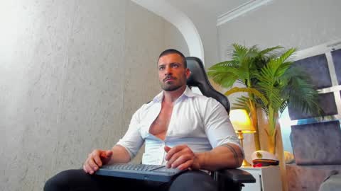 Snapshot of dennis_cox_ chatting on 2, 1, 2025 dennis_cox_ online show from 2, 1, 2025