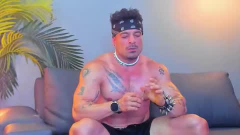 Snapshot of dennis_cox_ chatting on 11, 10, 2025 dennis_cox_ online show from 11, 10, 2025