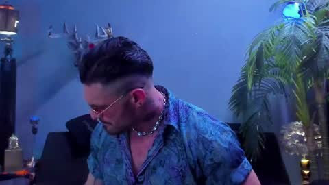 dennis_cox_ online show from 17, 6, 2026
