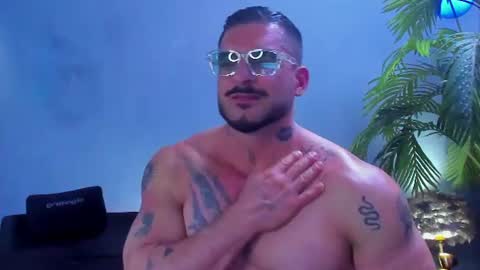 dennis_cox_ online show from 23, 7, 2026