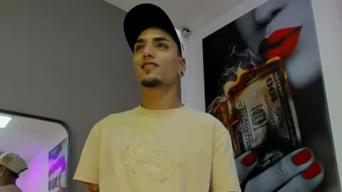 Snapshot of dennis_kinsey chatting on 14, 2, 2026 Dennis Kinsey online show from 14, 2, 2026