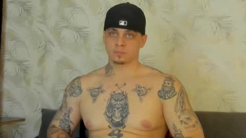 dennis munera online show from 24, 1, 2025