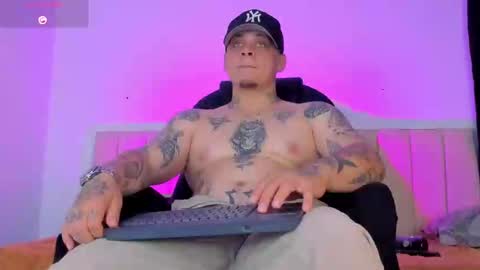 dennis munera online show from 23, 9, 2025