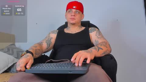 dennis munera online show from 1, 10, 2025