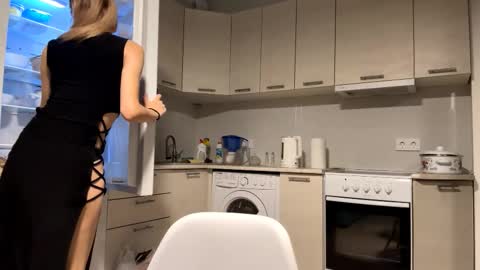 Denni online show from 9, 10, 2025