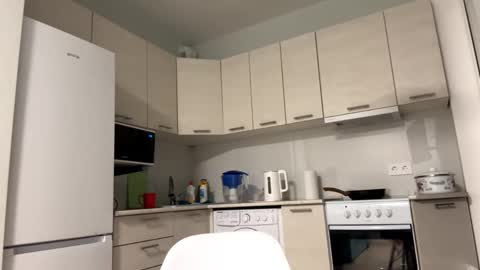 Denni online show from 17, 10, 2025