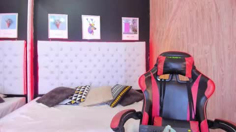 dennyzeans online show from 7, 1, 2026