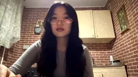 Emma online show from 23, 11, 2025