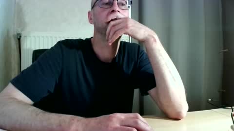 Snapshot of dereck59 chatting on 26, 5, 2026 dereck59 online show from 26, 5, 2026
