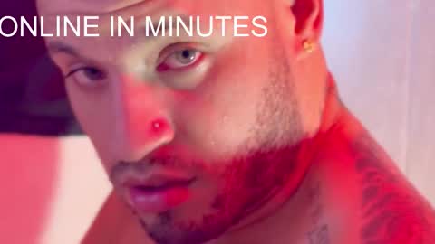 Snapshot of dereckgreen chatting on 12, 11, 2025 dereckgreen online show from 12, 11, 2025