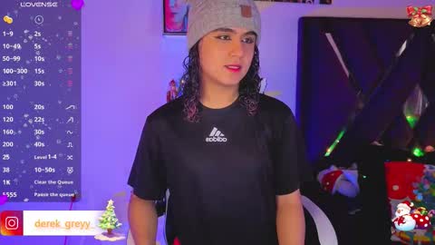 Snapshot of derek_grey1 chatting on 14, 12, 2025 Derek independent online show from 14, 12, 2025