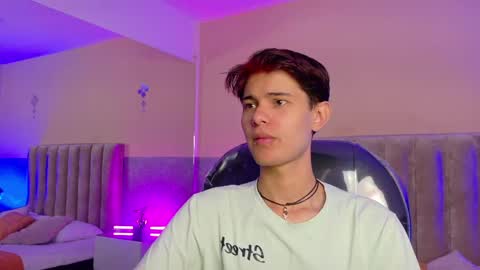 derek_sinn online show from 2, 5, 2026