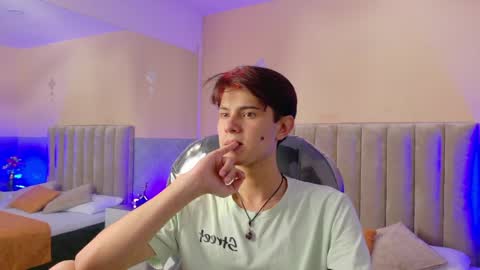 derek_sinn online show from 22, 5, 2026