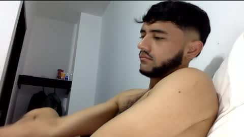 Snapshot of derek_smiith chatting on 18, 11, 2025 Derek smiith online show from 18, 11, 2025