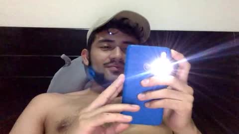 Snapshot of derek_smiith chatting on 4, 2, 2026 Derek smiith online show from 4, 2, 2026