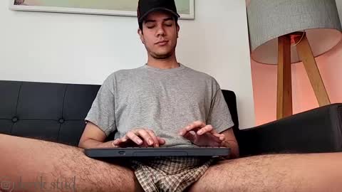 Derek independent model  online show from 8, 3, 2025