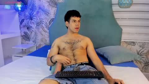 Snapshot of derek_voss chatting on 21, 5, 2026 derek_voss online show from 21, 5, 2026