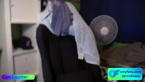 Snapshot of derrick_hose chatting on 7, 10, 2025 Derrick Hose online show from 7, 10, 2025