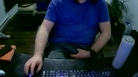 Snapshot of desdisdes chatting on 29, 4, 2026 desdisdes online show from 29, 4, 2026