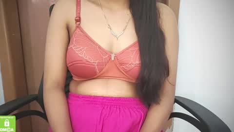 Eva and Adam online show from 4, 3, 2025