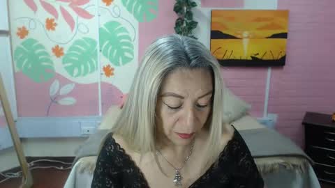 Snapshot of desire_latin chatting on 3, 11, 2025 VALERIA online show from 3, 11, 2025