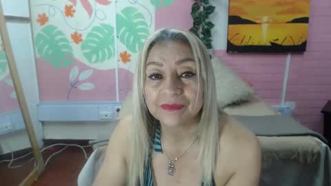 Snapshot of desire_latin chatting on 6, 6, 2026 VALERIA online show from 6, 6, 2026
