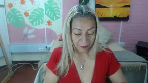 Snapshot of desire_latin chatting on 9, 6, 2026 VALERIA online show from 9, 6, 2026