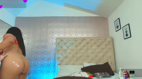 Snapshot of desire_sara chatting on 20, 1, 2025 Sara Desire online show from 20, 1, 2025