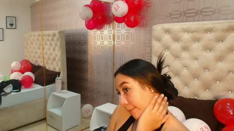 Snapshot of desire_sara chatting on 11, 2, 2025 Sara Desire online show from 11, 2, 2025