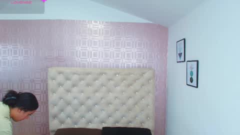 Snapshot of desire_sara chatting on 3, 3, 2025 Sara Desire online show from 3, 3, 2025