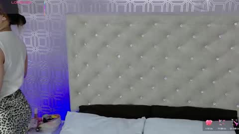 Snapshot of desire_sara chatting on 21, 9, 2025 Sara Desire online show from 21, 9, 2025