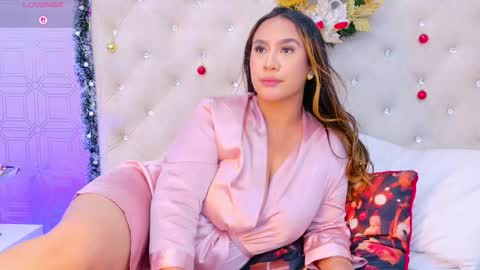 Snapshot of desire_sara chatting on 30, 11, 2025 Sara Desire online show from 30, 11, 2025