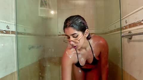 Snapshot of desireduo_tgn chatting on 28, 1, 2025 TORI AND MR. BEAR online show from 28, 1, 2025