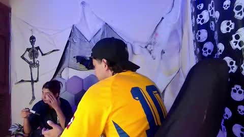 Snapshot of desireduo_tgn chatting on 30, 10, 2025 TORI AND MR. BEAR online show from 30, 10, 2025