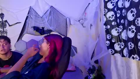 Snapshot of desireduo_tgn chatting on 1, 11, 2025 TORI AND MR. BEAR online show from 1, 11, 2025