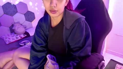 Snapshot of desireduo_tgn chatting on 29, 11, 2025 TORI AND MR. BEAR online show from 29, 11, 2025