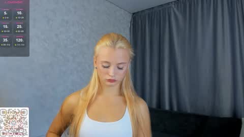 Snapshot of desireeclipse chatting on 25, 9, 2025 Willow online show from 25, 9, 2025