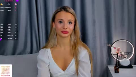 Snapshot of desireeclipse chatting on 27, 11, 2025 Willow online show from 27, 11, 2025