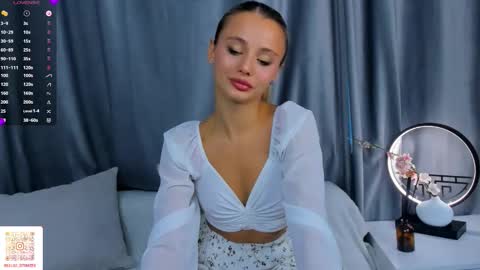 Snapshot of desireeclipse chatting on 28, 11, 2025 Willow online show from 28, 11, 2025