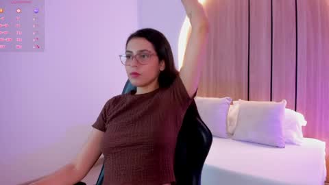 Snapshot of desireee_ chatting on 25, 4, 2026 desire online show from 25, 4, 2026