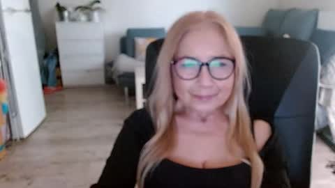 S O F I A online show from 2, 1, 2025