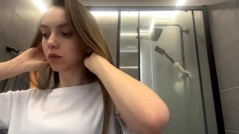 Ksenia online show from 12, 5, 2026