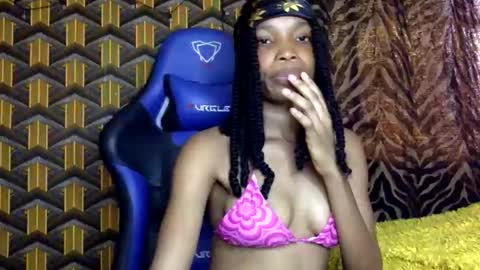 Snapshot of deslimbody90 chatting on 12, 2, 2026 Deslimbody online show from 12, 2, 2026