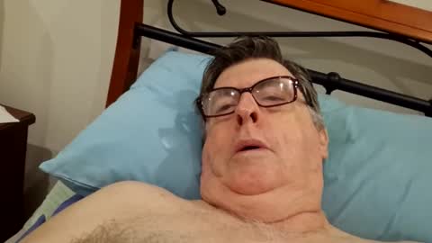 Desmon1958 online show from 9, 4, 2026